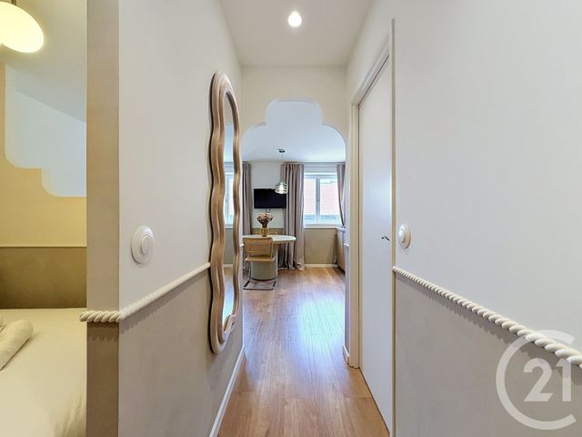 Appartement T1 à vendre - 1 pièce - 27.15 m2 - LYON - 69004 - RHONE-ALPES - Century 21 Rive Gauche