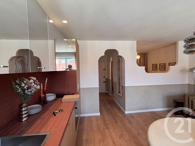 Appartement T1 à vendre - 1 pièce - 27.15 m2 - LYON - 69004 - RHONE-ALPES - Century 21 Rive Gauche
