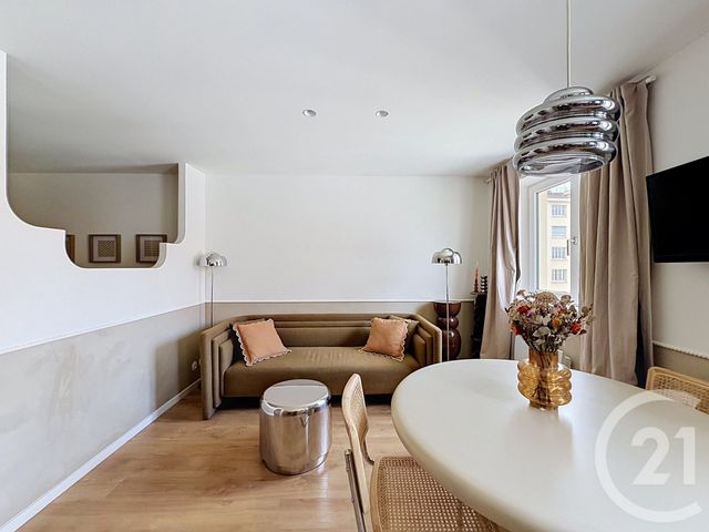 Appartement T1 à vendre - 1 pièce - 27.15 m2 - LYON - 69004 - RHONE-ALPES - Century 21 Rive Gauche