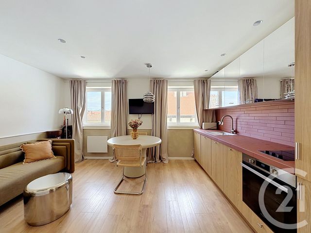 Appartement T1 à vendre - 1 pièce - 27.15 m2 - LYON - 69004 - RHONE-ALPES - Century 21 Rive Gauche