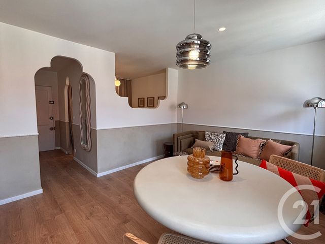 Appartement T1 à vendre - 1 pièce - 27.15 m2 - LYON - 69004 - RHONE-ALPES - Century 21 Rive Gauche