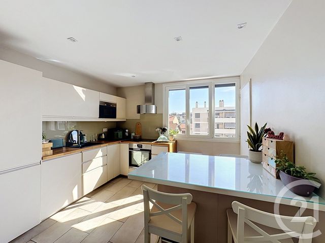 Appartement F4 à vendre - 4 pièces - 73.56 m2 - VILLEURBANNE - 69 - RHONE-ALPES - Century 21 Rive Gauche