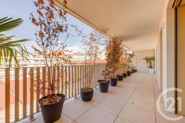 Appartement T5 à vendre - 11 pièces - 135.8 m2 - 69 - RHONE-ALPES - Century 21 Rive Gauche