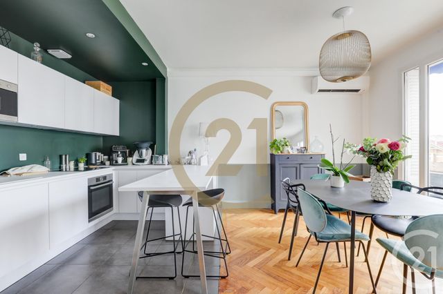 Appartement F3 à vendre - 3 pièces - 80.2 m2 - LYON - 69006 - RHONE-ALPES - Century 21 Rive Gauche