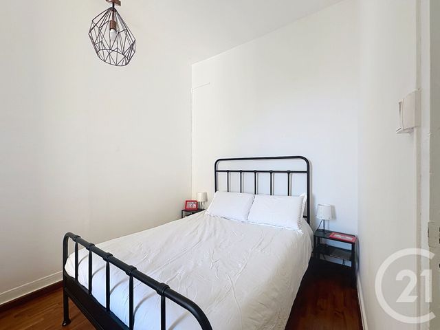 Appartement T2 à vendre - 2 pièces - 45.8 m2 - LYON - 69006 - RHONE-ALPES - Century 21 Rive Gauche