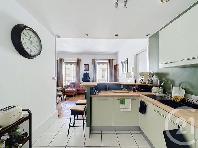Appartement T2 à vendre - 2 pièces - 45.8 m2 - LYON - 69006 - RHONE-ALPES - Century 21 Rive Gauche