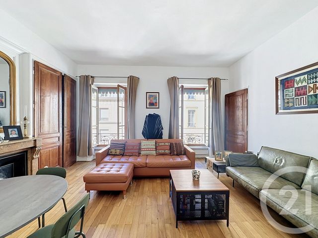 Appartement T2 à vendre - 2 pièces - 45.8 m2 - LYON - 69006 - RHONE-ALPES - Century 21 Rive Gauche