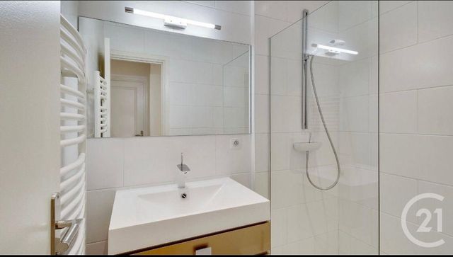 Appartement F5 à vendre - 5 pièces - 130.22 m2 - LYON - 69006 - RHONE-ALPES - Century 21 Rive Gauche