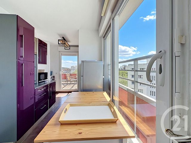 Appartement T3 à vendre - 3 pièces - 62.13 m2 - LYON - 69008 - RHONE-ALPES - Century 21 Rive Gauche