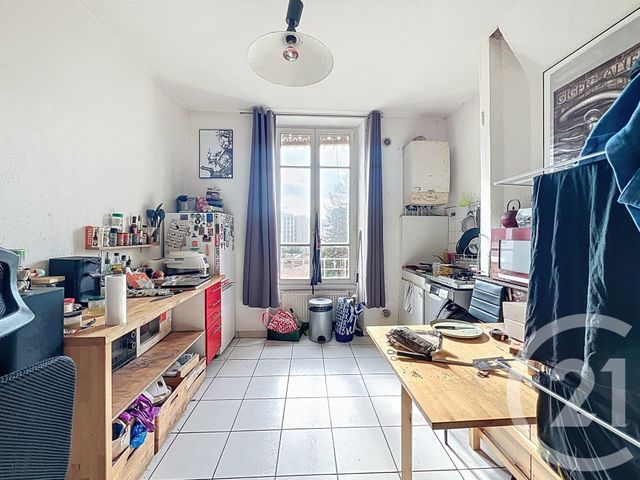 Appartement T2 à vendre - 2 pièces - 41.48 m2 - VILLEURBANNE - 69 - RHONE-ALPES - Century 21 Rive Gauche