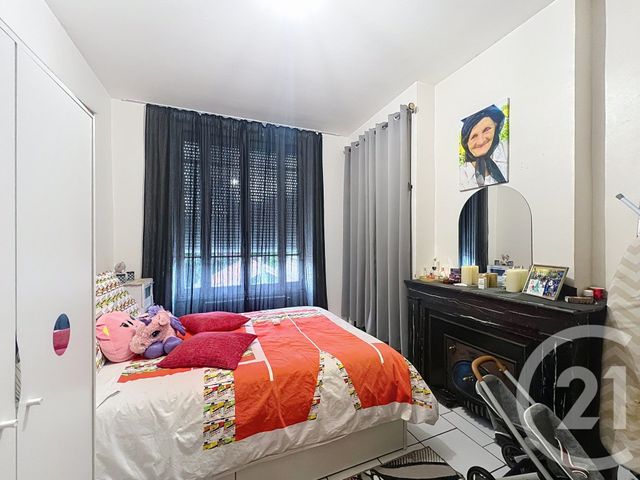 Afficher la photo en grand Appartement F2 à vendre - 2 pièces - 39.1 m2 - VILLEURBANNE - 69 - RHONE-ALPES - Century 21 Rive Gauche