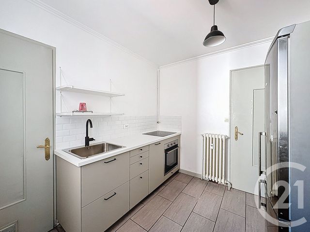 Appartement F3 à vendre - 3 pièces - 84.39 m2 - LYON - 69006 - RHONE-ALPES - Century 21 Rive Gauche