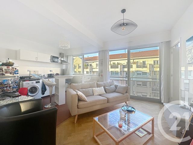 Appartement F2 à vendre - 2 pièces - 39.59 m2 - LYON - 69003 - RHONE-ALPES - Century 21 Rive Gauche