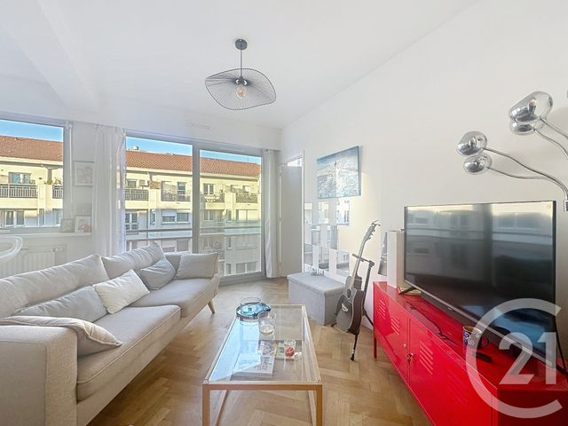 Appartement F2 à vendre - 2 pièces - 39.59 m2 - LYON - 69003 - RHONE-ALPES - Century 21 Rive Gauche