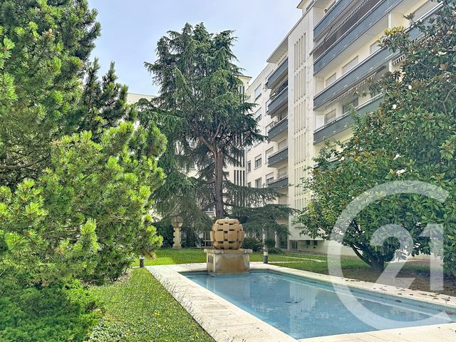 Appartement T3 à vendre - 3 pièces - 73.02 m2 - LYON - 69006 - RHONE-ALPES - Century 21 Rive Gauche