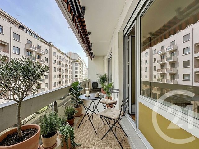 Appartement T3 à vendre - 3 pièces - 74.0 m2 - LYON - 69006 - RHONE-ALPES - Century 21 Rive Gauche