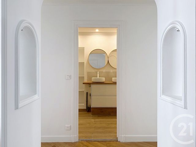 Appartement T3 à vendre - 3 pièces - 73.02 m2 - LYON - 69006 - RHONE-ALPES - Century 21 Rive Gauche