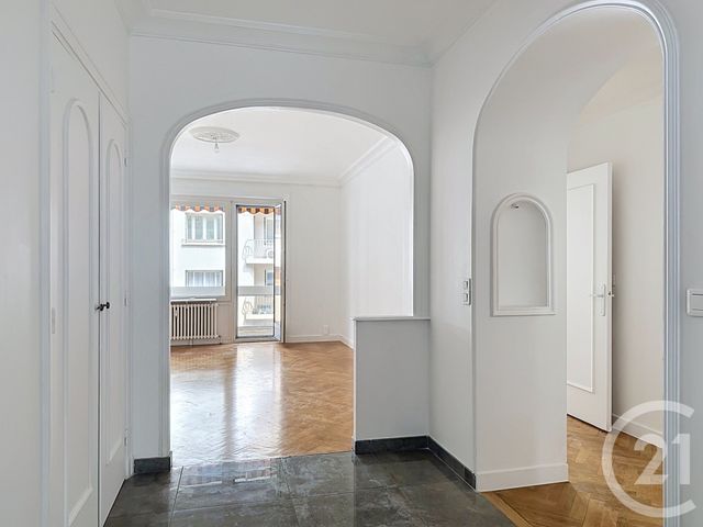Appartement T3 à vendre - 3 pièces - 73.02 m2 - LYON - 69006 - RHONE-ALPES - Century 21 Rive Gauche