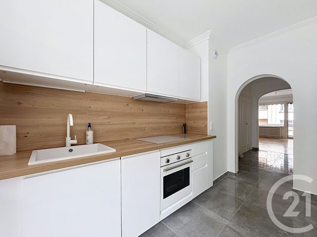 Appartement T3 à vendre - 3 pièces - 73.02 m2 - LYON - 69006 - RHONE-ALPES - Century 21 Rive Gauche