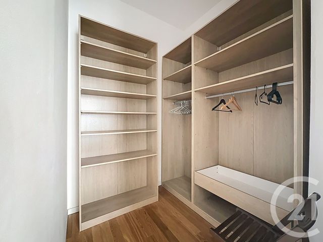 Appartement F3 à louer - 3 pièces - 105.06 m2 - LYON - 69001 - RHONE-ALPES - Century 21 Rive Gauche