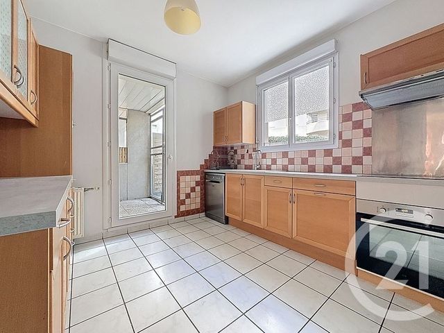 Appartement F5 à vendre - 5 pièces - 103.59 m2 - VILLEURBANNE - 69 - RHONE-ALPES - Century 21 Rive Gauche