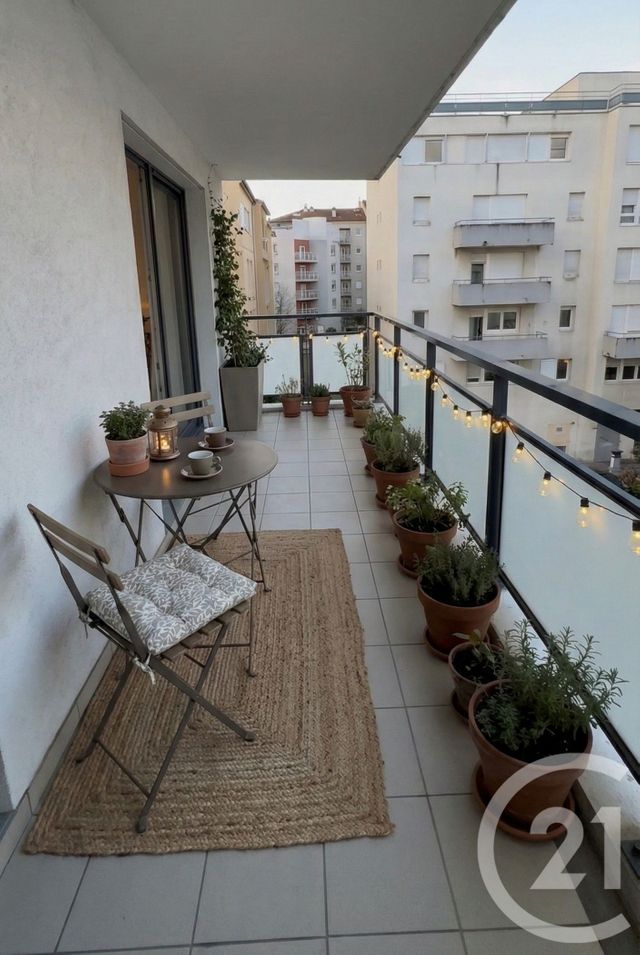 Appartement F3 à vendre - 3 pièces - 67.35 m2 - LYON - 69009 - RHONE-ALPES - Century 21 Rive Gauche