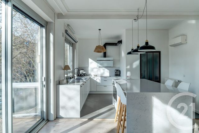 Appartement F4 à vendre - 4 pièces - 129.81 m2 - LYON - 69006 - RHONE-ALPES - Century 21 Rive Gauche