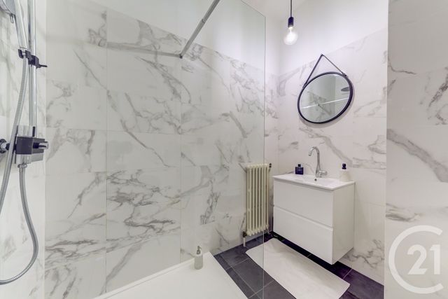 Appartement F4 à vendre - 4 pièces - 129.81 m2 - LYON - 69006 - RHONE-ALPES - Century 21 Rive Gauche