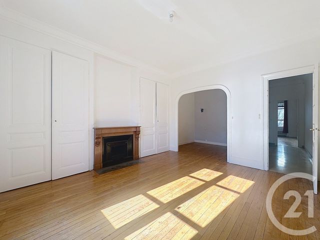 Appartement F2 à vendre - 2 pièces - 75.6 m2 - LYON - 69006 - RHONE-ALPES - Century 21 Rive Gauche