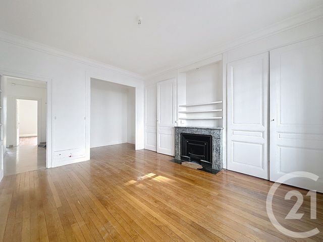 Appartement F2 à vendre - 2 pièces - 75.6 m2 - LYON - 69006 - RHONE-ALPES - Century 21 Rive Gauche