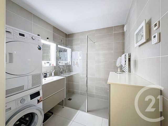 Appartement T3 à vendre - 3 pièces - 71.33 m2 - LYON - 69006 - RHONE-ALPES - Century 21 Rive Gauche