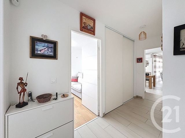 Appartement T3 à vendre - 3 pièces - 71.33 m2 - LYON - 69006 - RHONE-ALPES - Century 21 Rive Gauche