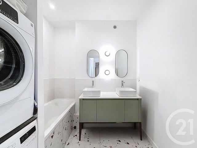 Appartement F5 à vendre - 5 pièces - 115.0 m2 - LYON - 69006 - RHONE-ALPES - Century 21 Rive Gauche