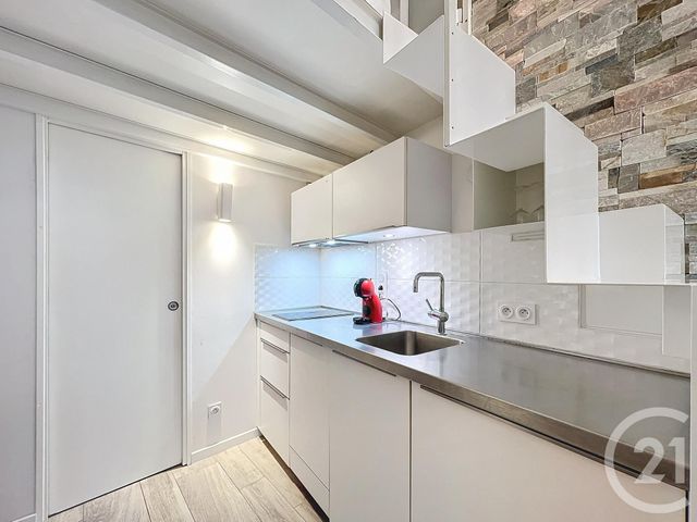 Appartement T1 à vendre - 1 pièce - 18.1 m2 - LYON - 69006 - RHONE-ALPES - Century 21 Rive Gauche