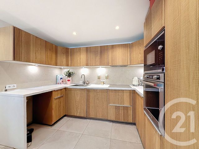 Appartement F3 à vendre - 3 pièces - 81.0 m2 - LYON - 69006 - RHONE-ALPES - Century 21 Rive Gauche