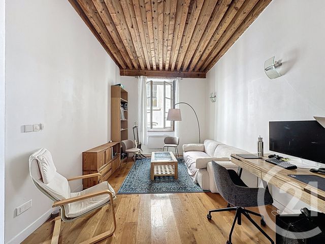 Appartement F2 à louer - 2 pièces - 45.56 m2 - LYON - 69001 - RHONE-ALPES - Century 21 Rive Gauche