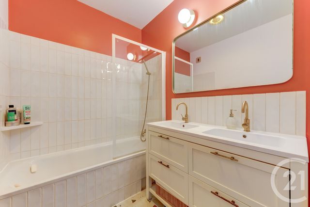 Appartement F3 à vendre - 3 pièces - 72.73 m2 - LYON - 69003 - RHONE-ALPES - Century 21 Rive Gauche