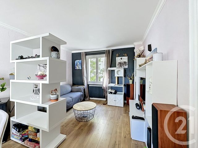 Appartement T3 à vendre - 3 pièces - 62.7 m2 - CALUIRE ET CUIRE - 69 - RHONE-ALPES - Century 21 Rive Gauche