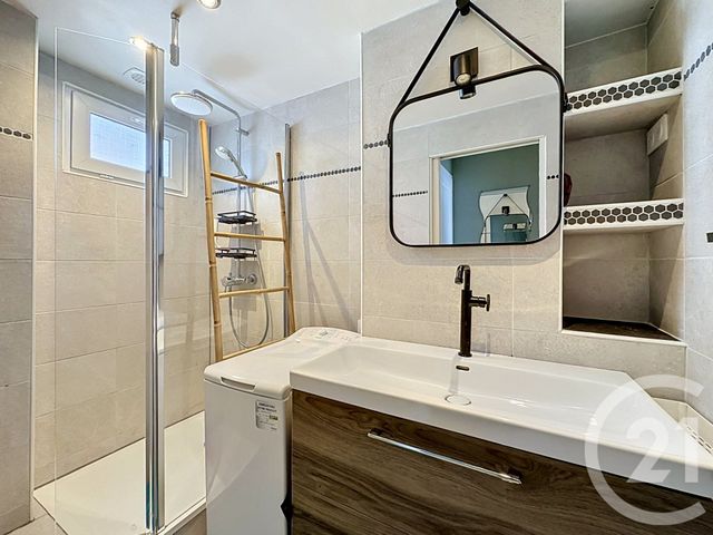 Appartement T3 à vendre - 3 pièces - 62.7 m2 - CALUIRE ET CUIRE - 69 - RHONE-ALPES - Century 21 Rive Gauche
