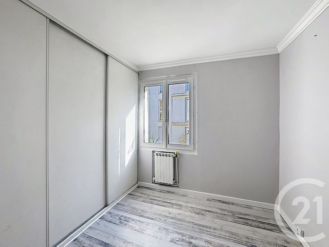 Appartement T4 à vendre - 3 pièces - 62.7 m2 - CALUIRE ET CUIRE - 69 - RHONE-ALPES - Century 21 Rive Gauche