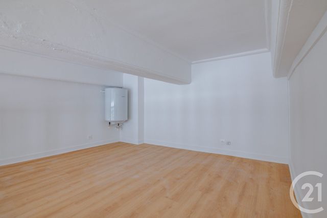 Appartement F1 bis à vendre - 2 pièces - 40.0 m2 - LYON - 69002 - RHONE-ALPES - Century 21 Rive Gauche