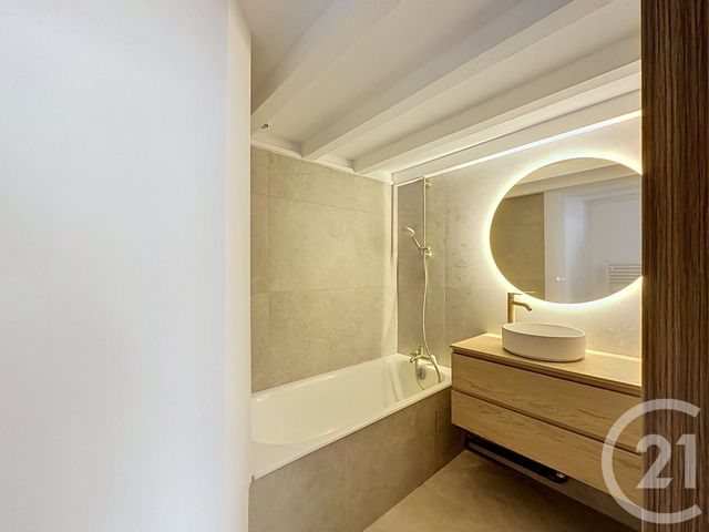 Appartement F1 bis à vendre - 2 pièces - 48.0 m2 - LYON - 69002 - RHONE-ALPES - Century 21 Rive Gauche