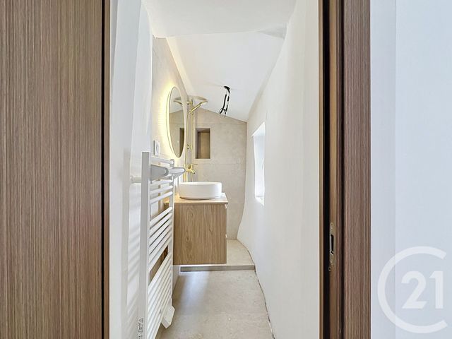 Appartement F3 à vendre - 3 pièces - 50.08 m2 - LYON - 69002 - RHONE-ALPES - Century 21 Rive Gauche