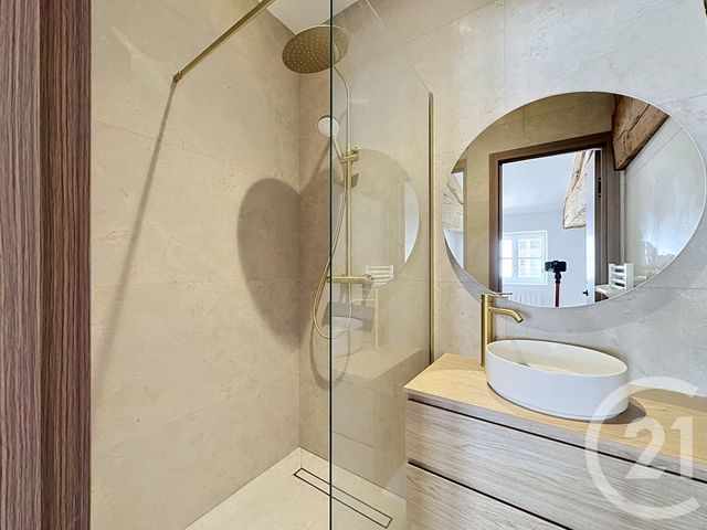 Appartement F3 à vendre - 3 pièces - 50.08 m2 - LYON - 69002 - RHONE-ALPES - Century 21 Rive Gauche