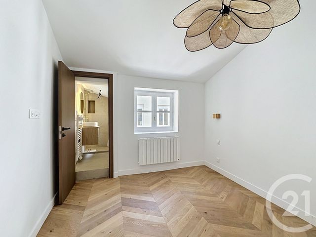Appartement F3 à vendre - 3 pièces - 50.08 m2 - LYON - 69002 - RHONE-ALPES - Century 21 Rive Gauche