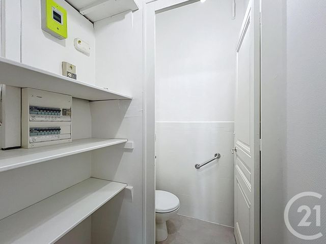Appartement T2 à louer - 2 pièces - 60.44 m2 - LYON - 69006 - RHONE-ALPES - Century 21 Rive Gauche