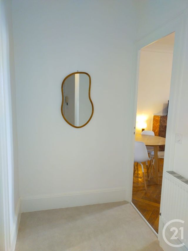 Appartement T2 à louer - 2 pièces - 60.44 m2 - LYON - 69006 - RHONE-ALPES - Century 21 Rive Gauche