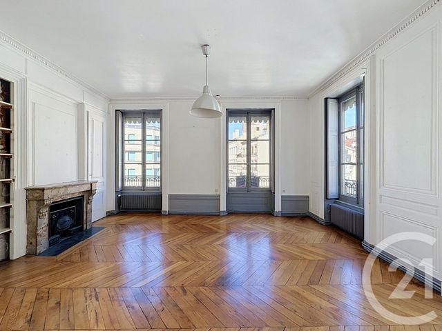 Appartement F4 à vendre - 4 pièces - 92.0 m2 - LYON - 69001 - RHONE-ALPES - Century 21 Rive Gauche