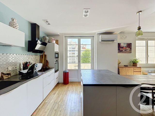 Appartement F3 bis à vendre - 3 pièces - 84.0 m2 - LYON - 69006 - RHONE-ALPES - Century 21 Rive Gauche