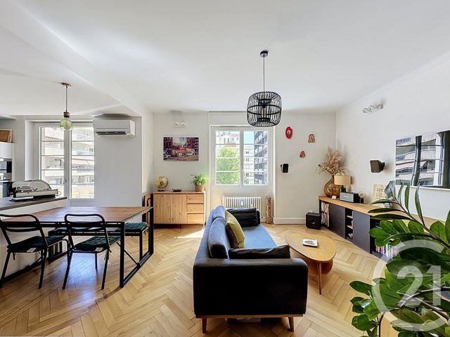 Appartement F3 bis à vendre - 3 pièces - 84.0 m2 - LYON - 69006 - RHONE-ALPES - Century 21 Rive Gauche